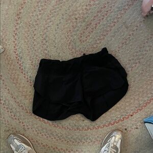 Lululemon Speed up Women's Black Shorts